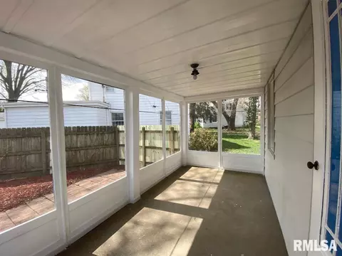 26 Walnut Street Ct, Springfield, IL 62704 photo 32