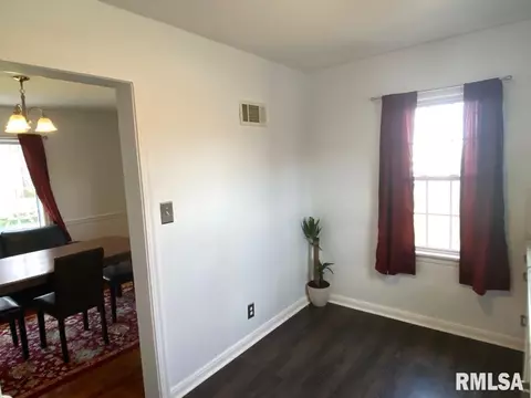 26 Walnut Street Ct, Springfield, IL 62704 photo 17