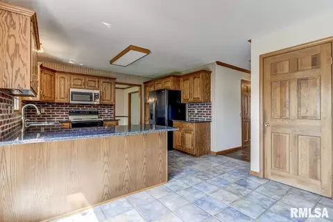 3912 Eagle Wing Rd, Springfield, IL 62711 photo 12