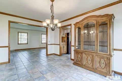 3912 Eagle Wing Rd, Springfield, IL 62711 photo 9