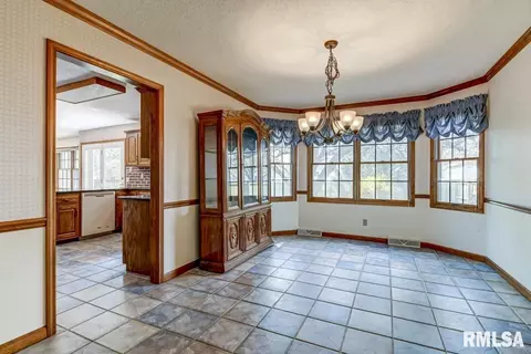 3912 Eagle Wing Rd, Springfield, IL 62711 photo 8