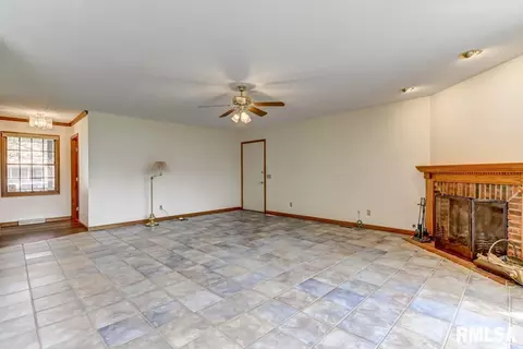 3912 Eagle Wing Rd, Springfield, IL 62711 photo 14