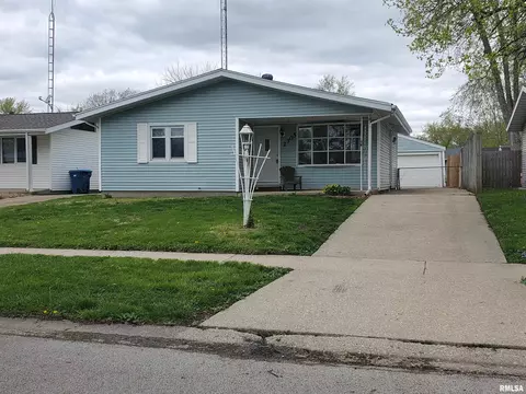 2305 Dunwich Dr, Springfield, IL 62702 photo 1