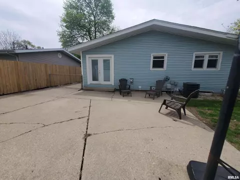 2305 Dunwich Dr, Springfield, IL 62702 photo 20