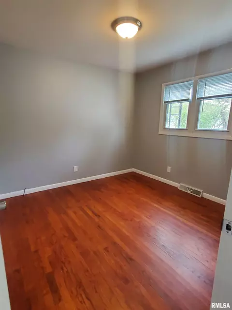 2305 Dunwich Dr, Springfield, IL 62702 photo 12