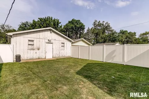 1701 N 20th St, Springfield, IL 62702 photo 17