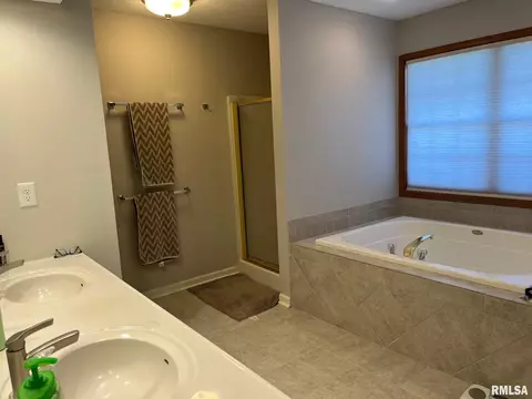 3209 Bowwood Dr, Springfield, IL 62712 photo 21