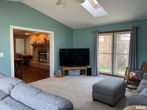 3209 Bowwood Dr, Springfield, IL 62712 photo 14