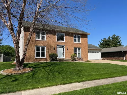 3209 Bowwood Dr, Springfield, IL 62712 photo 1