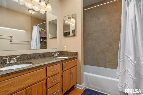 1130 W Vine St, Springfield, IL 62704 photo 31