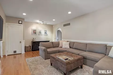 1130 W Vine St, Springfield, IL 62704 photo 22