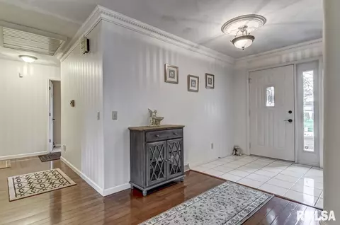 404 Golf Rd, Springfield, IL 62704 photo 7