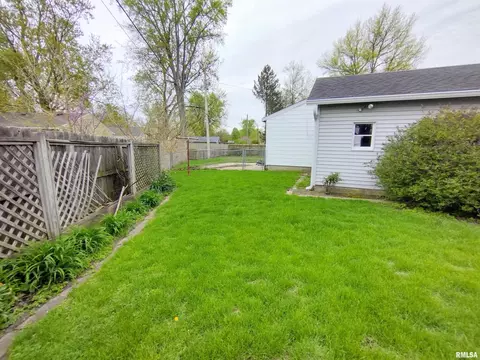 3306 Stanton Ave, Springfield, IL 62703 photo 4