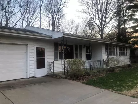9 Timberline Dr, Springfield, IL 62707 photo 2