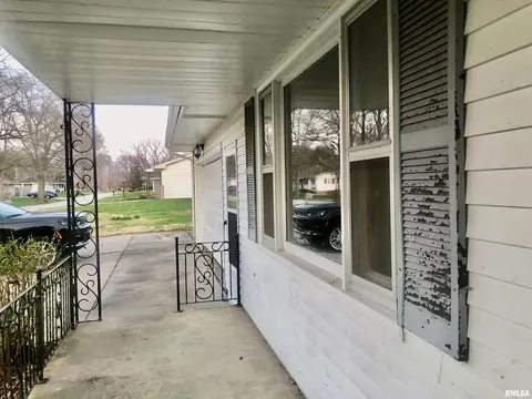 9 Timberline Dr, Springfield, IL 62707 photo 4
