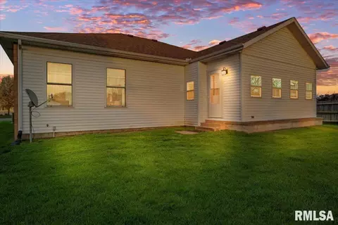 801 N Bitterroot Ct, Athens, IL 62613 photo 35