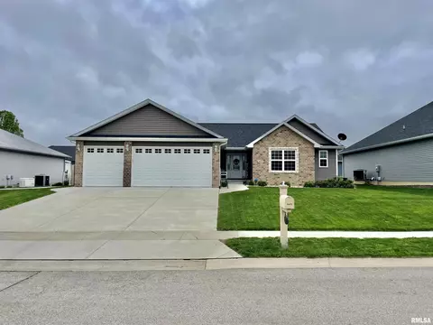 4652 Casey Dr, Springfield, IL 62711 photo 1