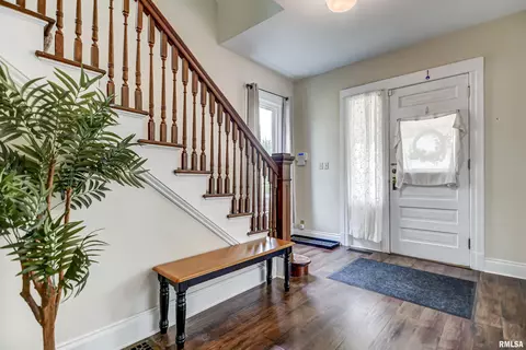 817 S Macarthur Blvd, Springfield, IL 62704 photo 4