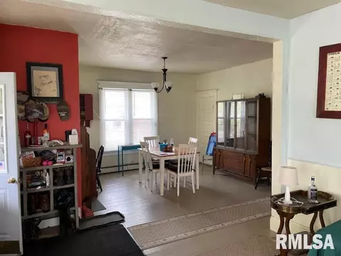 404 N Elm St, Bath, IL 62617 photo 6