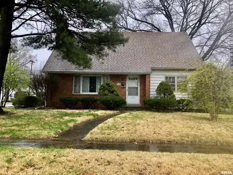 1940 Marland St, Springfield, IL 62702 photo 1