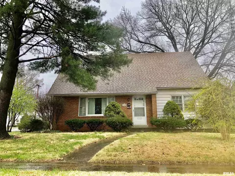 1940 Marland St, Springfield, IL 62702 photo 2