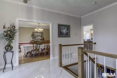 3000 Crown Pt, Springfield, IL 62704 photo 8