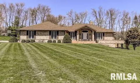 3000 Crown Pt, Springfield, IL 62704 photo 1