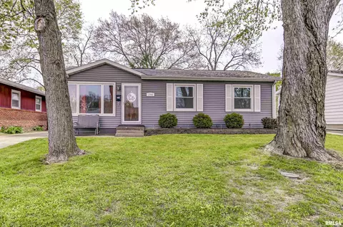 1766 Fairmont Dr, Springfield, IL 62702 photo 1