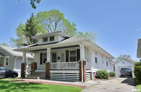2424 S 4th St, Springfield, IL 62703 photo 1