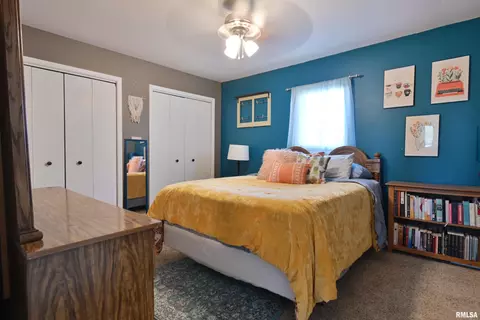 2424 S 4th St, Springfield, IL 62703 photo 10