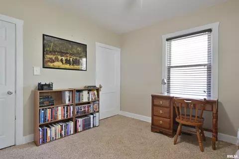 2424 S 4th St, Springfield, IL 62703 photo 16