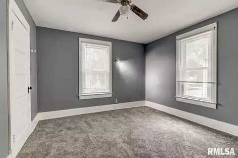 1135 W Edwards St, Springfield, IL 62704 photo 15