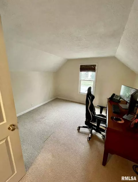 523 E Ridgely Ave, Springfield, IL 62702 photo 16