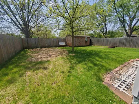 204 E Progress St, Ashland, IL 62612 photo 18