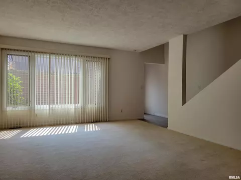 35 Country Pl, Springfield, IL 62703 photo 6