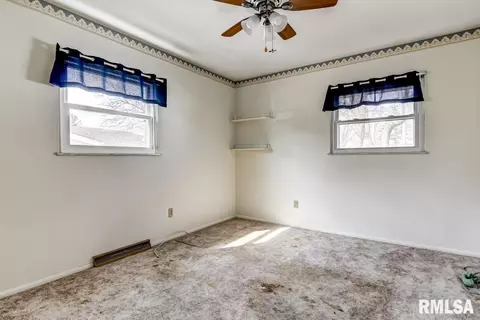 3425 S Spring St, Springfield, IL 62703 photo 11