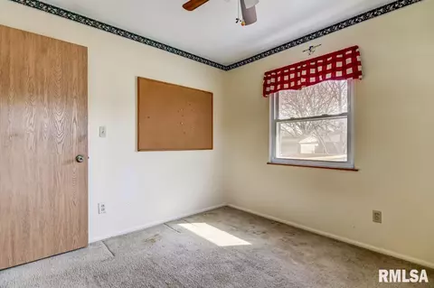 3425 S Spring St, Springfield, IL 62703 photo 13