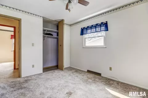 3425 S Spring St, Springfield, IL 62703 photo 12