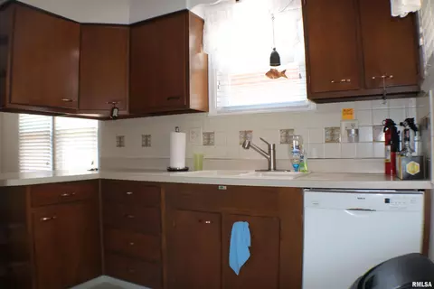 2144 Marland St, Springfield, IL 62702 photo 13