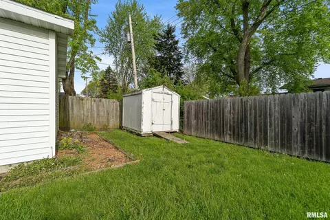 2225 Ramsey Ave, Springfield, IL 62702 photo 10
