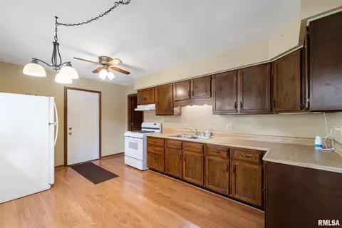 2225 Ramsey Ave, Springfield, IL 62702 photo 18