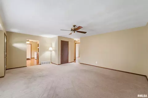 2225 Ramsey Ave, Springfield, IL 62702 photo 15