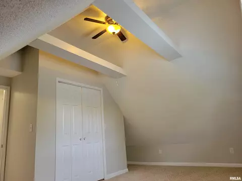 2110 S 10th St, Springfield, IL 62703 photo 24