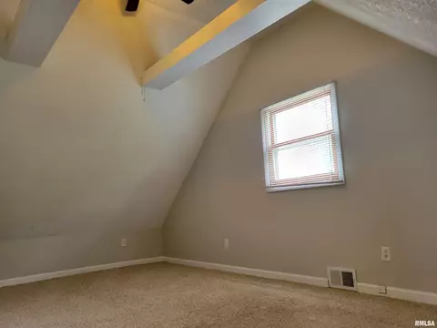 2110 S 10th St, Springfield, IL 62703 photo 23