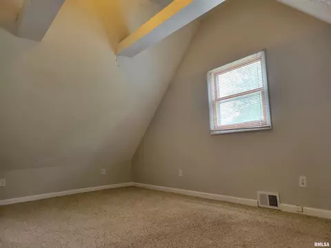 2110 S 10th St, Springfield, IL 62703 photo 22