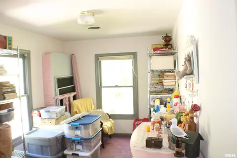 2119 E Hood St, Springfield, IL 62703 photo 16