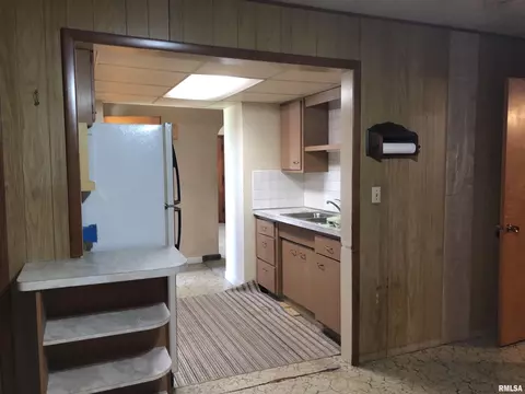 231 S Wheeler Ave, Springfield, IL 62703 photo 7