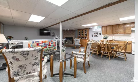 400 W Kickapoo St, Lincoln, IL 62656 photo 29
