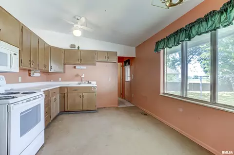 3425 S College St, Springfield, IL 62703 photo 11