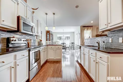 2906 Cindy Ln, Springfield, IL 62711 photo 8